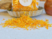 Load image into Gallery viewer, Botanicals- Organic Calendula Petal Confetti for Nature Play 8grams