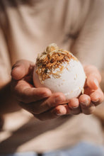 Load image into Gallery viewer, The Saltwater Collective -
Calendula Sphere Fizz Bomb