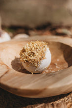 Load image into Gallery viewer, The Saltwater Collective -
Calendula Sphere Fizz Bomb