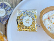 Load image into Gallery viewer, Botanicals- Organic Chamomile Petal Confetti for Nature Play 8grams