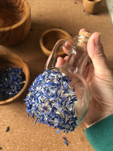Load image into Gallery viewer, Botanicals- Organic Cornflower Petal Confetti for Nature Play 8grams
