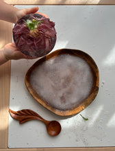 Load image into Gallery viewer, Papoose - Natural Shaped teak plate (1 plate)