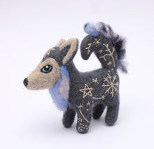 Load image into Gallery viewer, Papoose - Wolf Companion