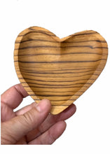 Load image into Gallery viewer, Papoose - Heart Bowl