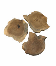 Load image into Gallery viewer, Papoose - Wood Scape Slices