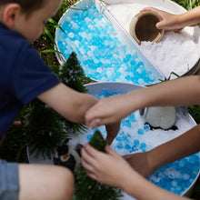 Load image into Gallery viewer, Gus + Mabel - Busy Bee Tray Quarter