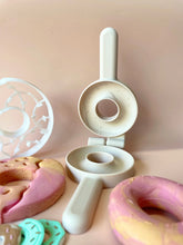 Load image into Gallery viewer, Beadie Bug Play - Eco Donut Press - Cinnamon Icing