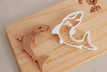 Load image into Gallery viewer, Beadie Bug Play - Shark Bio Cutter