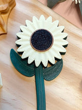 Load image into Gallery viewer, Beadie Bug Play - Sunflower Bio Spoon