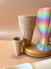 Load image into Gallery viewer, Beadie Bug Play - Jumbo Choc Bomb Icecream Cone