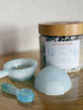 Load image into Gallery viewer, Creatively Hayles x Curious by Nature Sensory Play Gift Bundle - Frozen Winter Sensory Play Set - LAST ONE