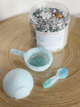 Load image into Gallery viewer, Creatively Hayles x Curious by Nature Sensory Play Gift Bundle - Frozen Winter Sensory Play Set - LAST ONE