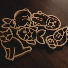 Load image into Gallery viewer, Kinfolk and Co. - Pets Eco Cutter™ Set of 5