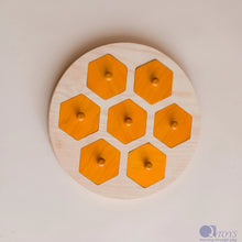 Load image into Gallery viewer, Qtoys - Bee Hive Puzzle