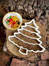 Load image into Gallery viewer, Beadie Bug Play - Make Your Own Christmas Tree Kit