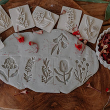 Load image into Gallery viewer, Kinfolk Pantry - Australian Native Flower Playdough Eco Stamp Set (No handle)