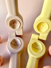 Load image into Gallery viewer, Beadie Bug Play - Chick Hatching Eco Press - Yellow