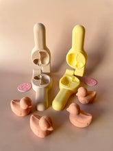 Load image into Gallery viewer, Beadie Bug Play - Duck Eco Press - Yellow