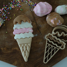 Load image into Gallery viewer, Kinfolk Pantry - Ice Cream Eco Cutter Set