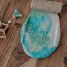 Load image into Gallery viewer, Kinfolk Pantry - Snowflake Dough Eco Roller