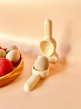 Load image into Gallery viewer, Beadie Bug Play - Eco Egg Press - Dragon Scales