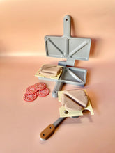 Load image into Gallery viewer, Beadie Bug Play - Eco Toasted Sandwich Kit