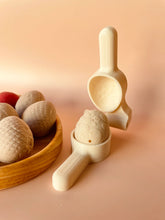 Load image into Gallery viewer, Beadie Bug Play - Eco Egg Press - Polka Dots