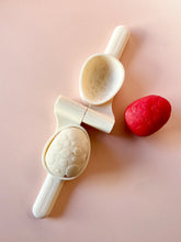 Load image into Gallery viewer, Beadie Bug Play - Eco Egg Press - Polka Dots