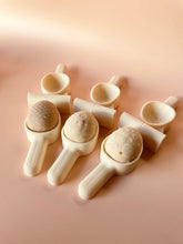 Load image into Gallery viewer, Beadie Bug Play - Eco Egg Press - Flowers