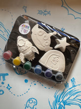 Load image into Gallery viewer, Jems Plaster Painting - Zoom to the Moon Pack