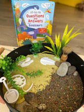 Load image into Gallery viewer, Beadie Bug Play - Bucket and Spade Set White