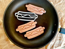 Load image into Gallery viewer, Beadie Bug Play - Hot Dog Bio Cutter