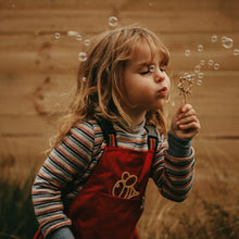 Load image into Gallery viewer, Kinfolk and Co. - Mini Party Favour Bubble Wand Pack of 18