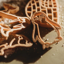 Load image into Gallery viewer, Kinfolk Pantry - Mini Arctic Eco Cutter Set