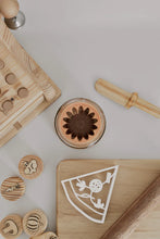 Load image into Gallery viewer, Beadie Bug Play - Pizza Slice Bio Cutter