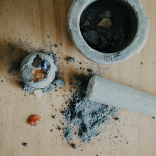 Load image into Gallery viewer, Wild Mountain Child - MOON ROCK PlayFizz