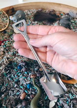 Load image into Gallery viewer, Shovels and Spades for Play