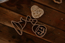 Load image into Gallery viewer, Kinfolk Pantry - Ghost Stamp and Cutter Set - Halloween Eco Playdough Tool
