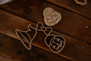 Kinfolk Pantry - Ghost Stamp and Cutter Set - Halloween Eco Playdough Tool