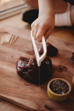 Load image into Gallery viewer, The Saltwater Collective - Vampire Squid Ooze - Ocean Goo, Natural Psyllium Slime For Kids Sensory Play

