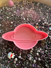 Load image into Gallery viewer, Bears Little Hands - Sensory Tray - Saturn
