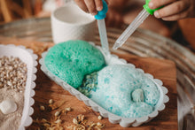 Load image into Gallery viewer, The Saltwater Collective - 
Icy Waters Saltwater Fizz - Medium potion bubbles
