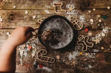 Load image into Gallery viewer, Kinfolk Pantry - Christmas traditional Cutter Set - Eco Playdough Tool
