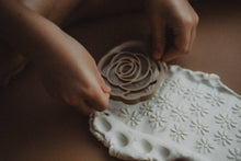 Load image into Gallery viewer, Kinfolk - Daisy Roller - Eco Pattern Playdough Roller
