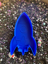Load image into Gallery viewer, Bears Little Hands - Sensory Tray - Rocketship
