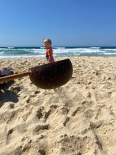 Load image into Gallery viewer, Qtoys - Coconut Sand Scoop

