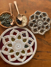 Load image into Gallery viewer, Papoose - Mandala Flower Board Small
