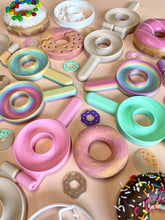 Load image into Gallery viewer, Beadie Bug Play - Eco Donut Press - Mint Icing

