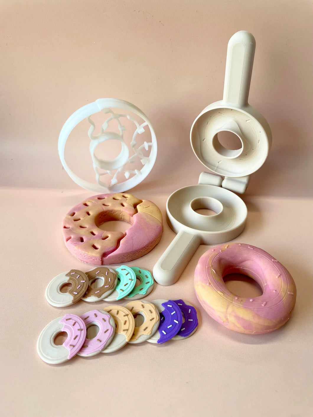 Beadie Bug Play - Eco Donut Making Kit - Cinnamon Icing