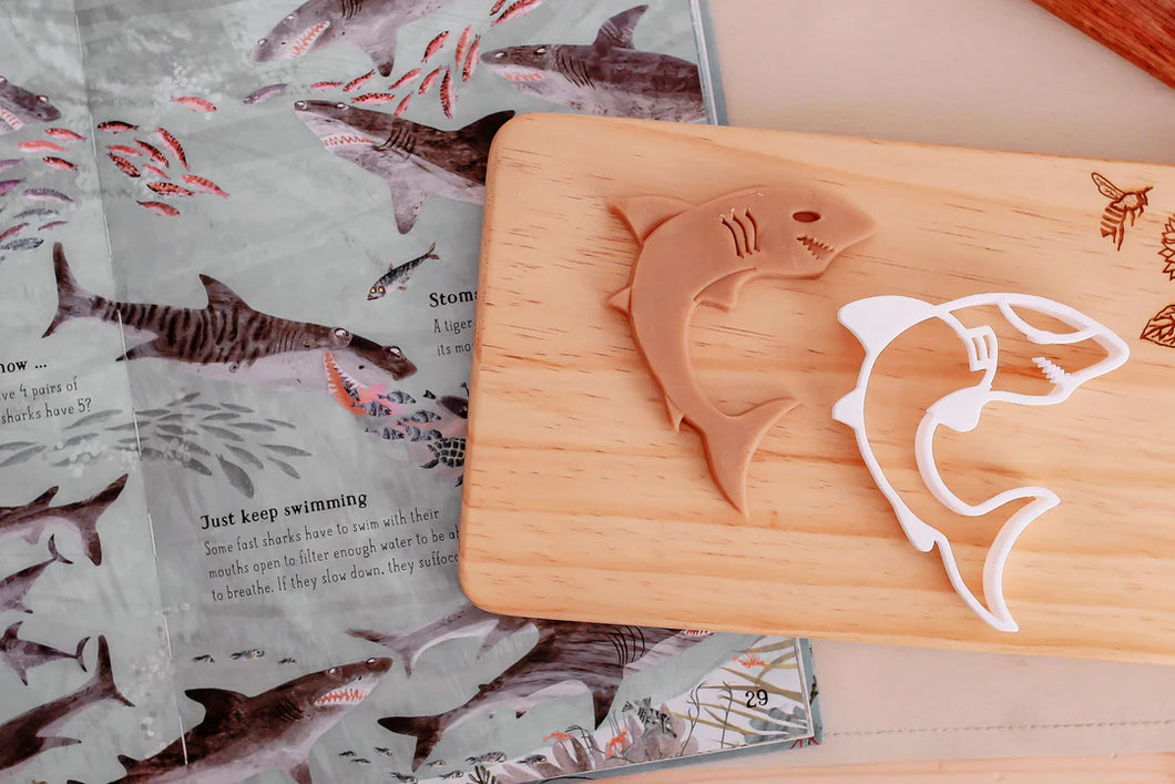 Beadie Bug Play - Shark Bio Cutter
